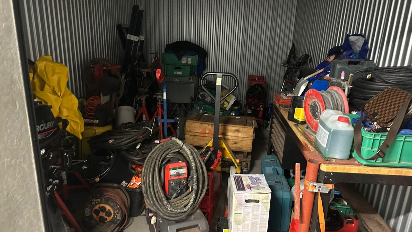 Gereedschap, Palletwagen, Ladders, Pijpsteunen, Lasmachines, Ophalen, Gebruikt