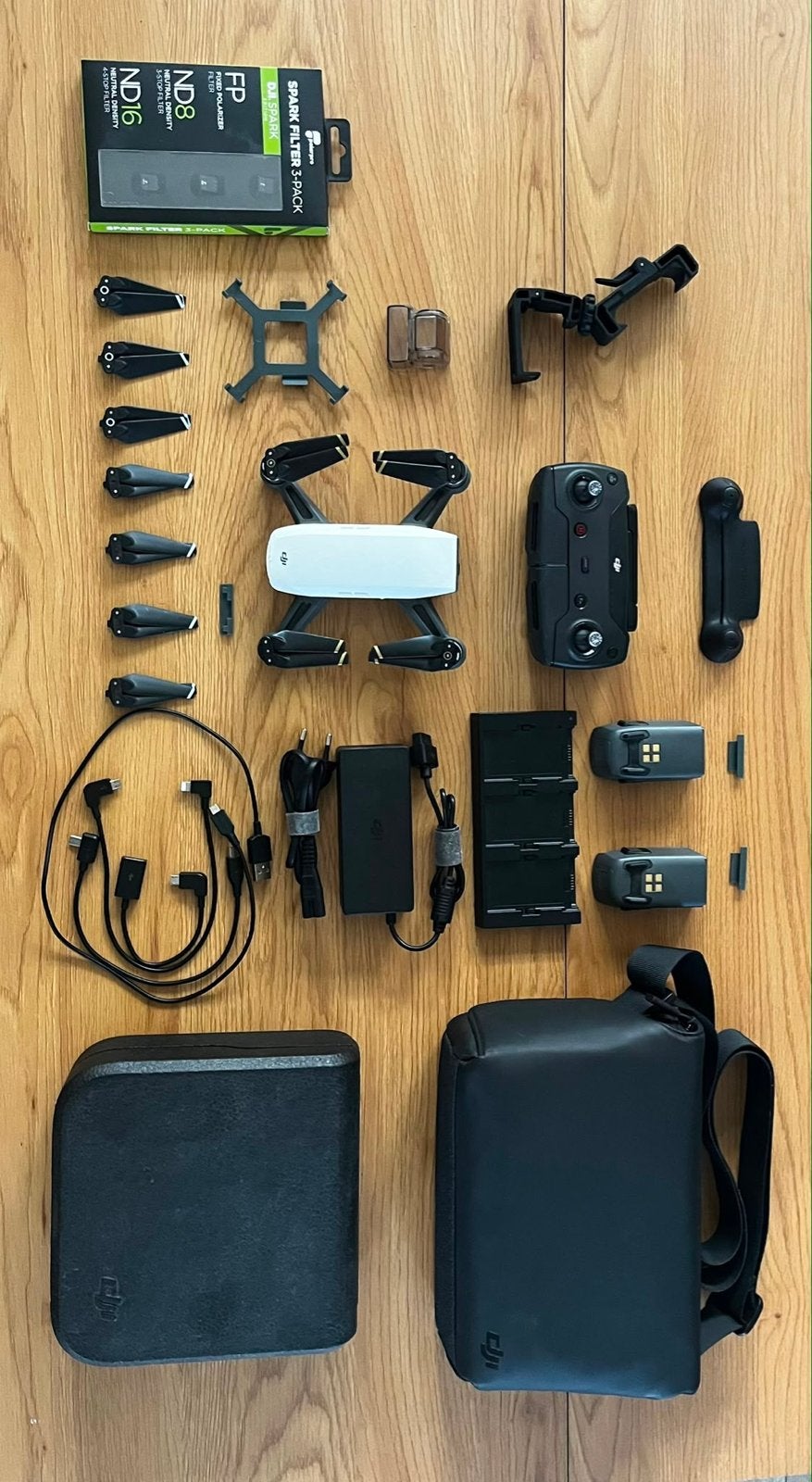 DJI Spark Fly More Combo - Complete set met extra's, Ophalen, Cameradrone, 15 tot 30 minuten, Zo goed als nieuw