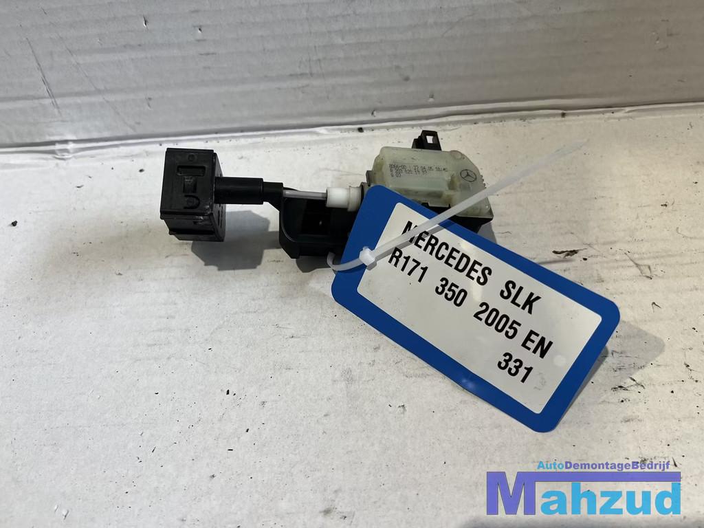 MERCEDES SLK R171 Tankklep vergrendelingsmotor 2005-2011, Auto-onderdelen, Elektronica en Kabels, Gebruikt, Mercedes-Benz AG, Mercedes-Benz