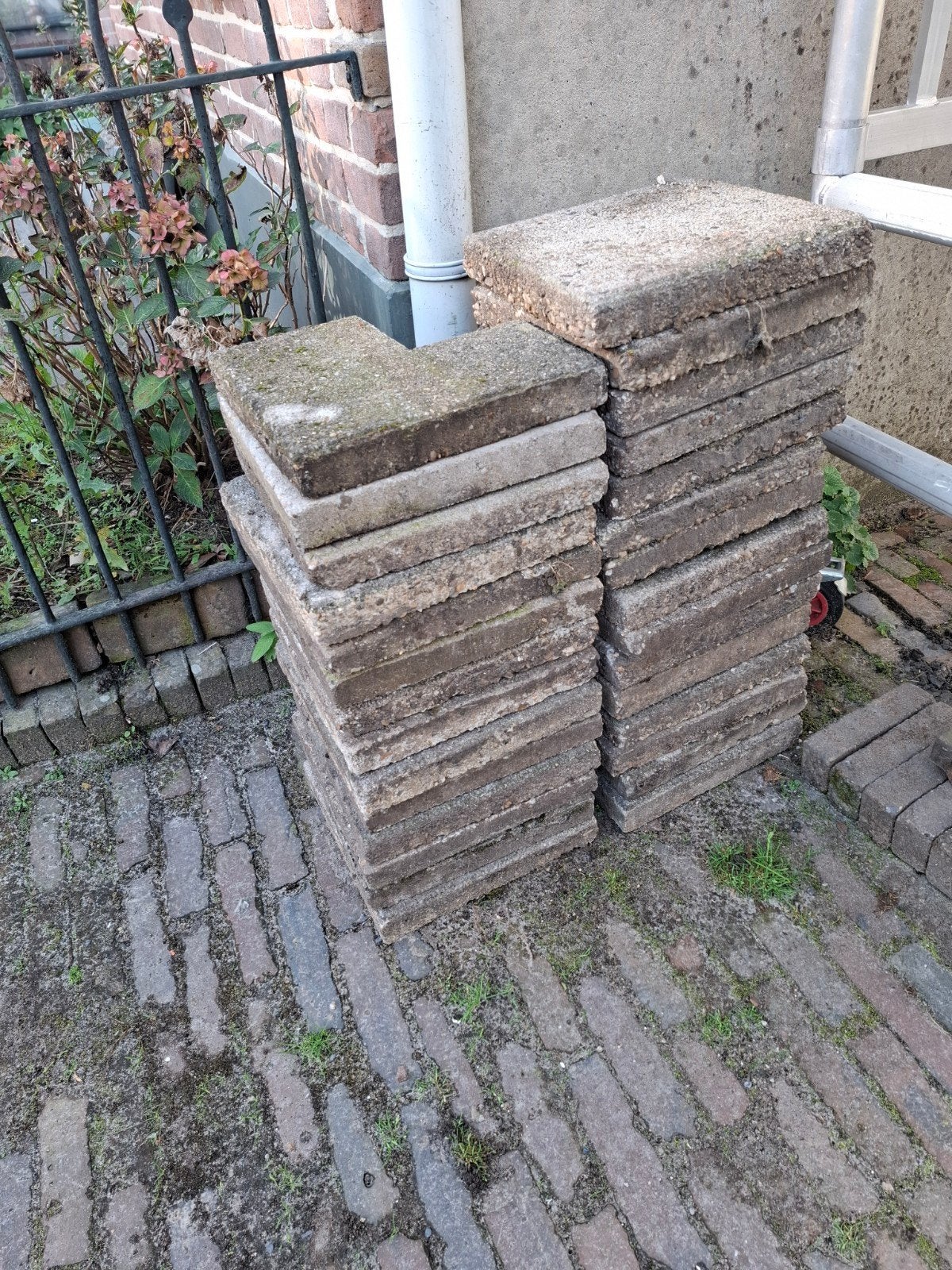 Gebruikte stoeptegels, Tuin en Terras, Ophalen, Gebruikt, 5 tot 10 m², Beton