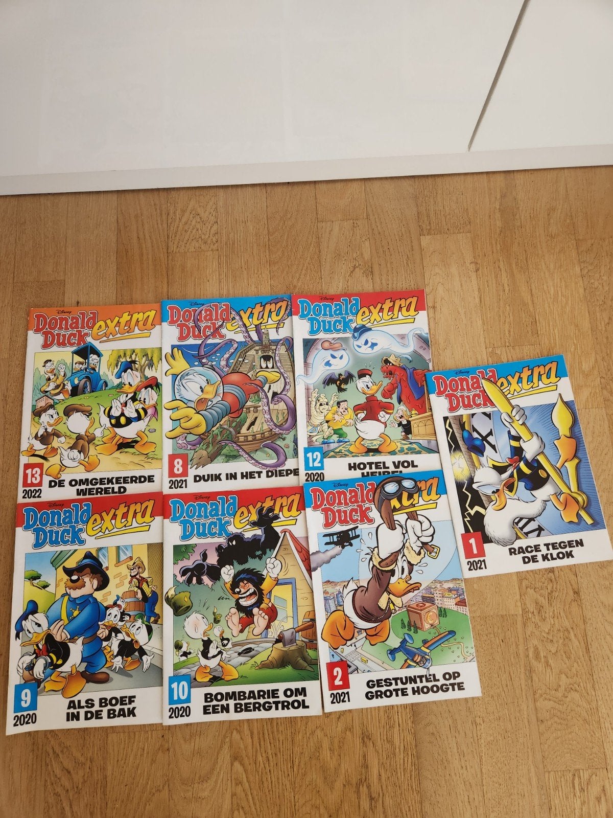 Donald Duck Extra - diverse jaren, Meerdere stripboeken, Ophalen of Verzenden, Zo goed als nieuw