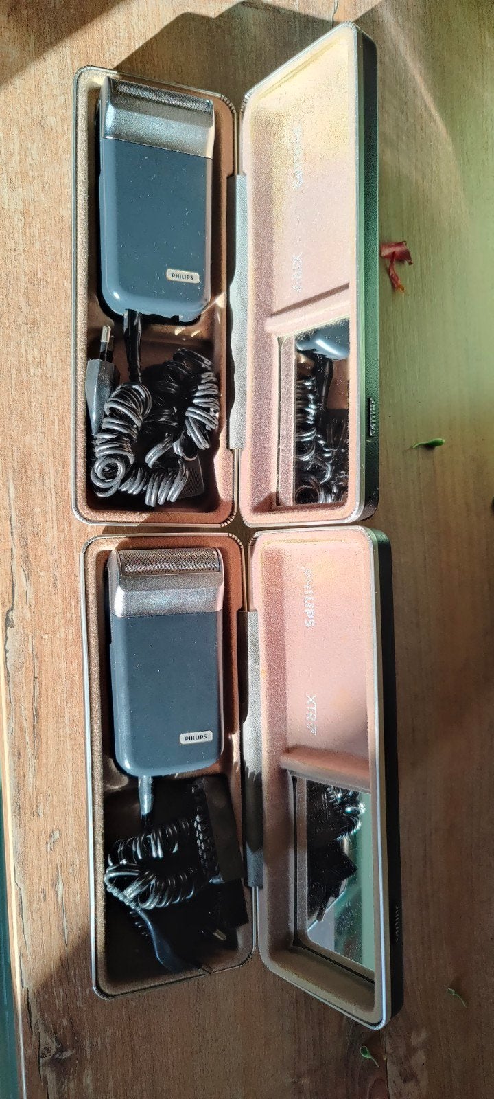 Vintage Philips XTR-7 Scheerapparaten in Etui (2 stuks), Ophalen of Verzenden, Gebruikt, Scheren en Epileren