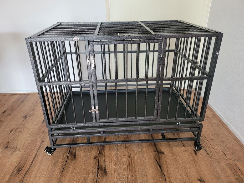 Bench, Dieren en Toebehoren, Hondenbenches, Ophalen, Zo goed als nieuw