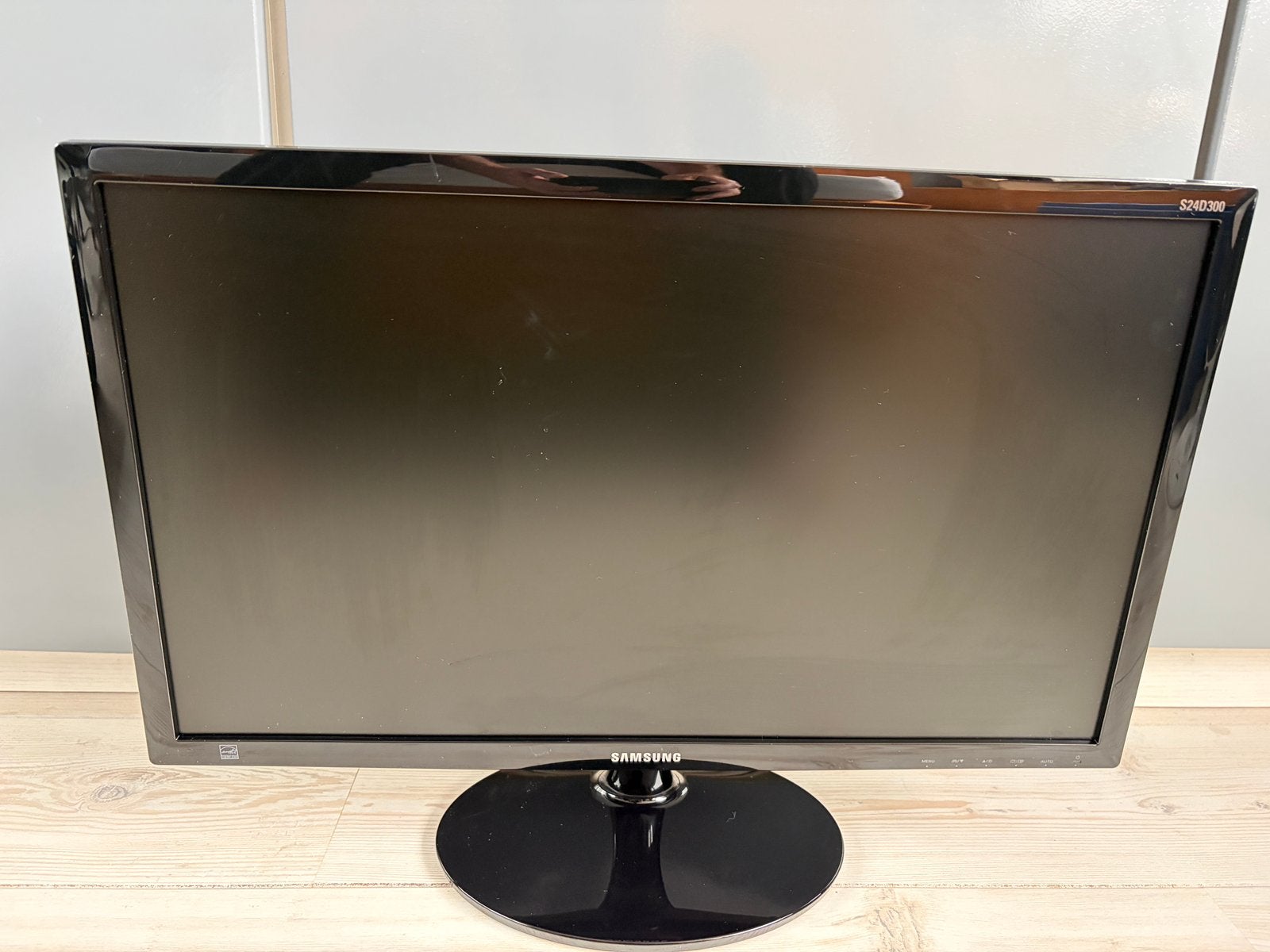 Samsung 24" Full HD Monitor (S24D300H beeldscherm), Computers en Software, Gaming, Full HD, Ophalen of Verzenden, Zo goed als nieuw