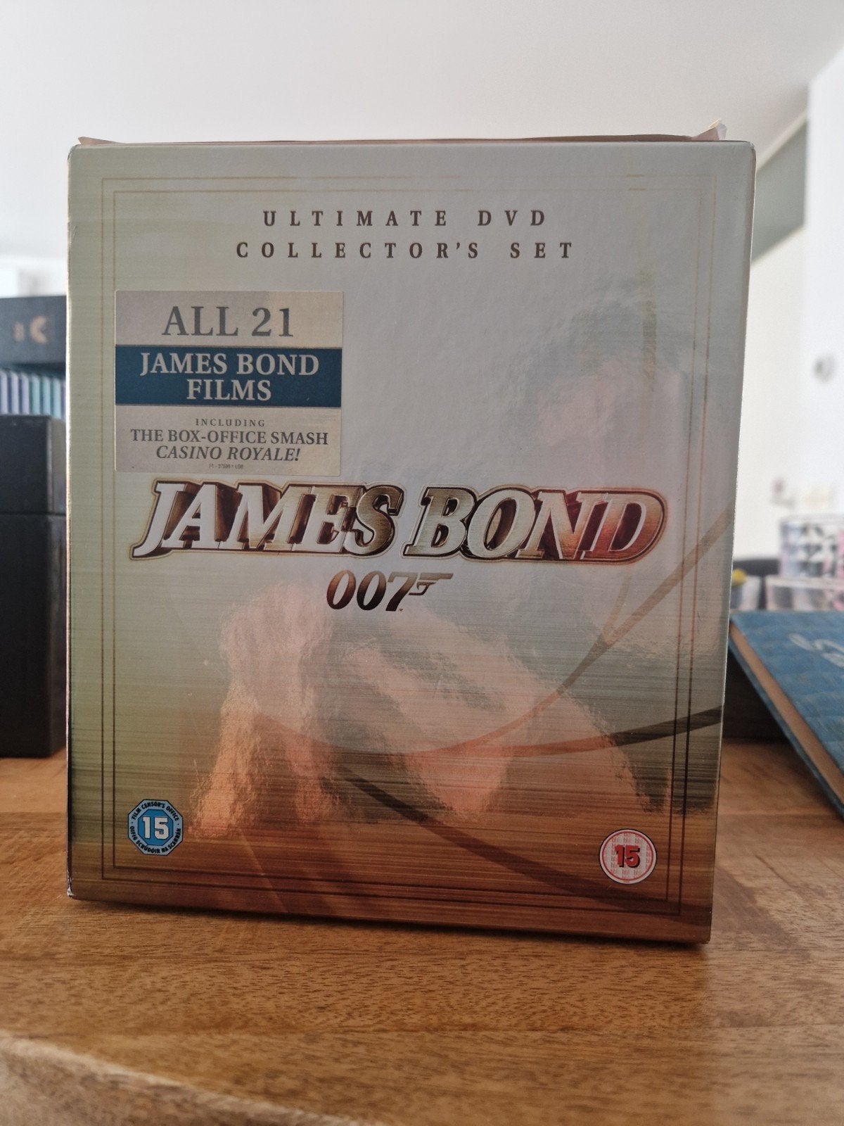 James Bond Ultimate DVD Collector's Set - Alle 21 films, Ophalen of Verzenden, Zo goed als nieuw, Speciale editie