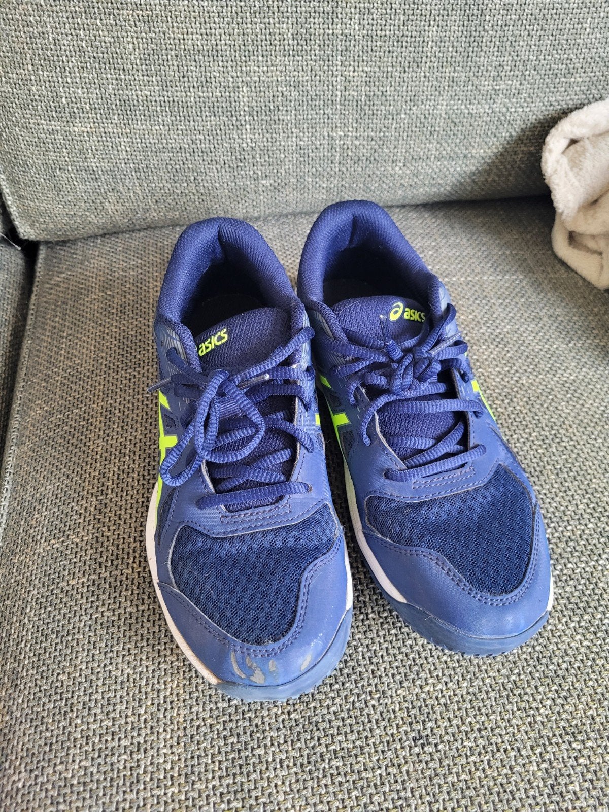 Asics upcourt 6 maat 39, paar keer gedragen, Asics, Ophalen of Verzenden, Zo goed als nieuw, Jongen of Meisje