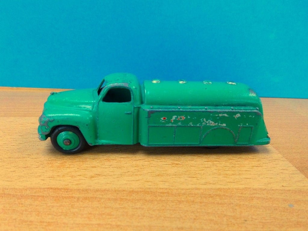 DINKY TOYS No. 30pa STUDEBAKER TANKER CASTROL, Ophalen of Verzenden, Gebruikt, Overige typen, Dinky Toys