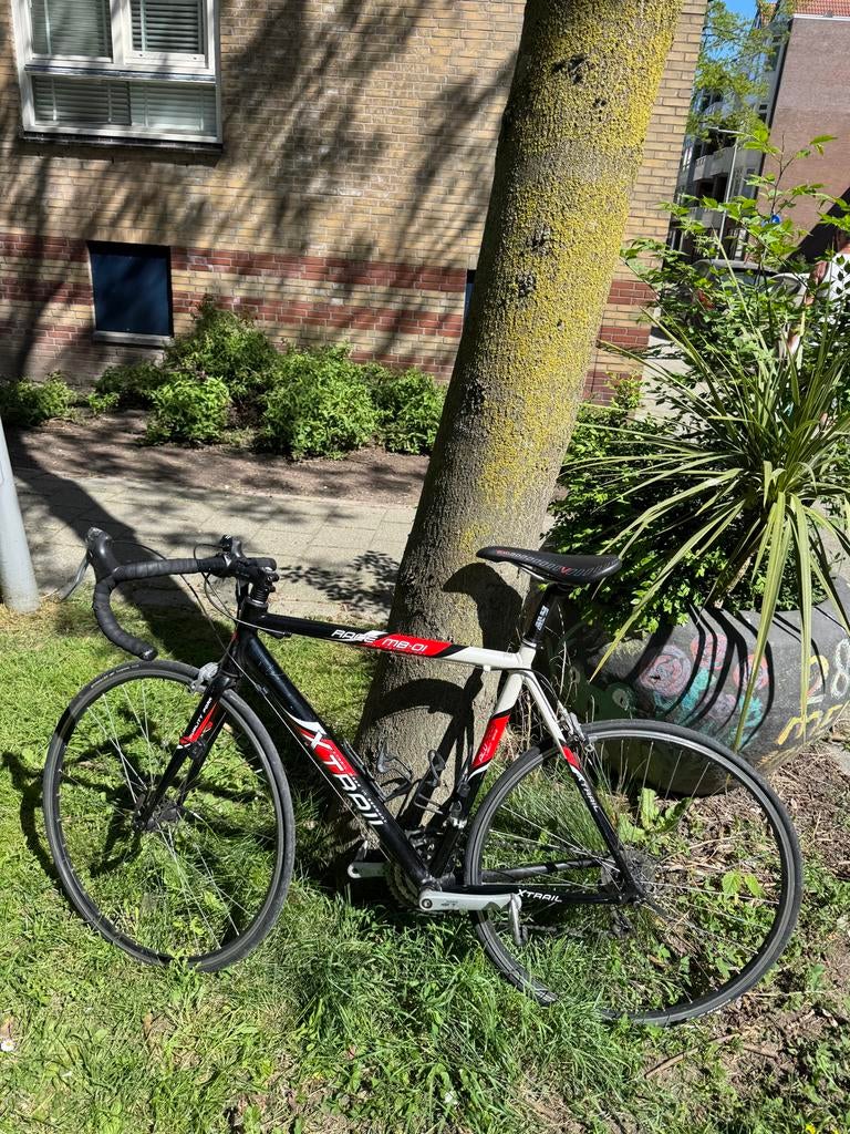 XTrail Race MB-01 Racefiets - Zwart/Rood, 28 inch, Gebruikt, Aluminium, Meer dan 20 versnellingen