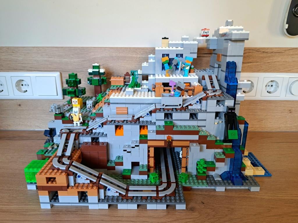 Lego 21137 Minecraft The Mountain Cave, Gebruikt, Minecraft, Lego, Inclusief minifiguren