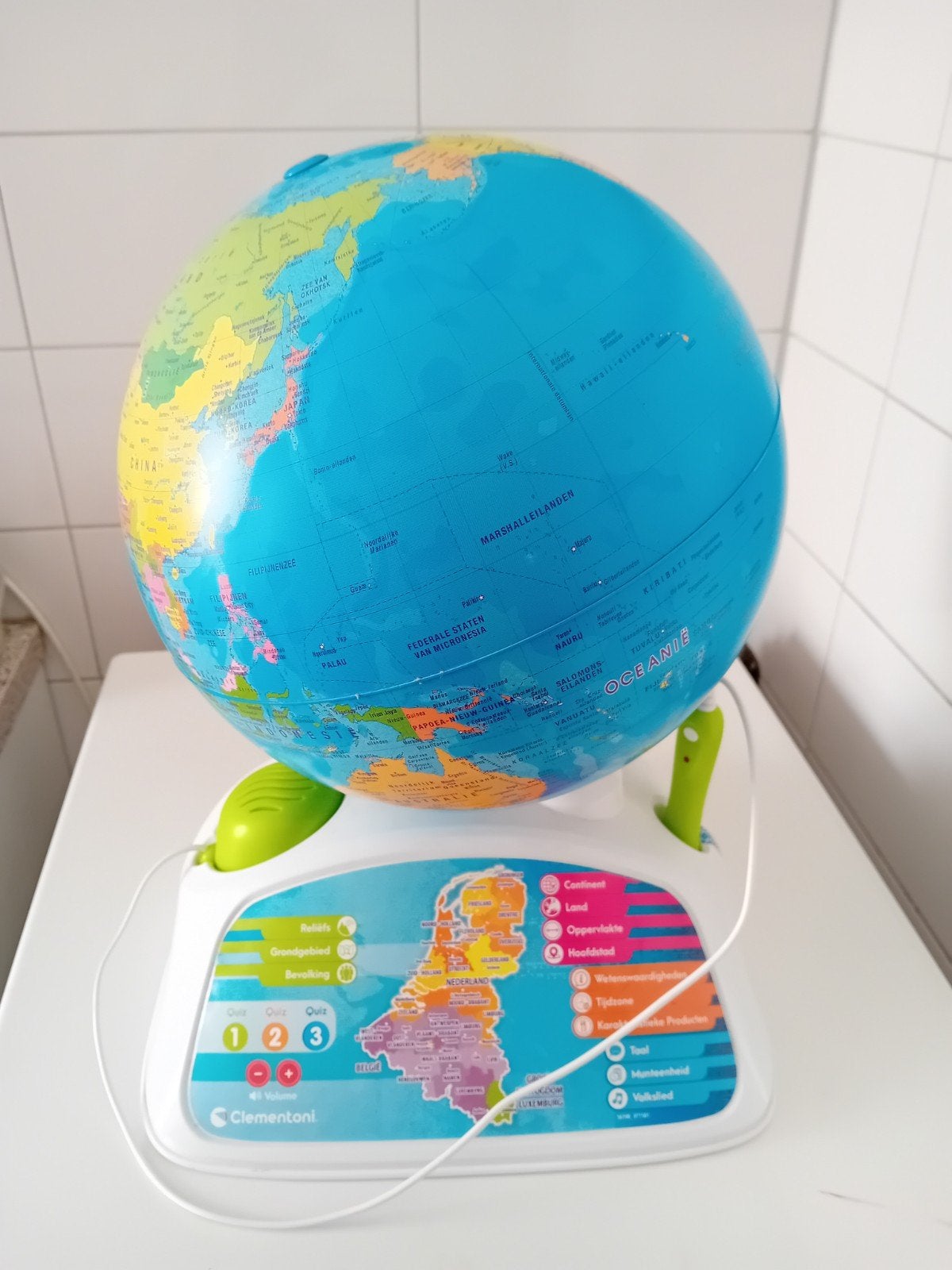 Clementoni Interactieve Wereldbol, Ophalen