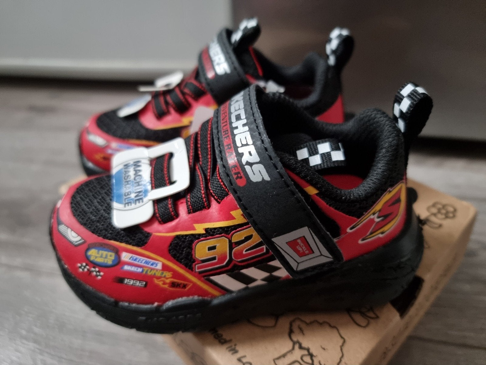 Mooie jongens sneakers Skechers, maat 22, Nieuw (G), Ophalen of Verzenden, Nieuw