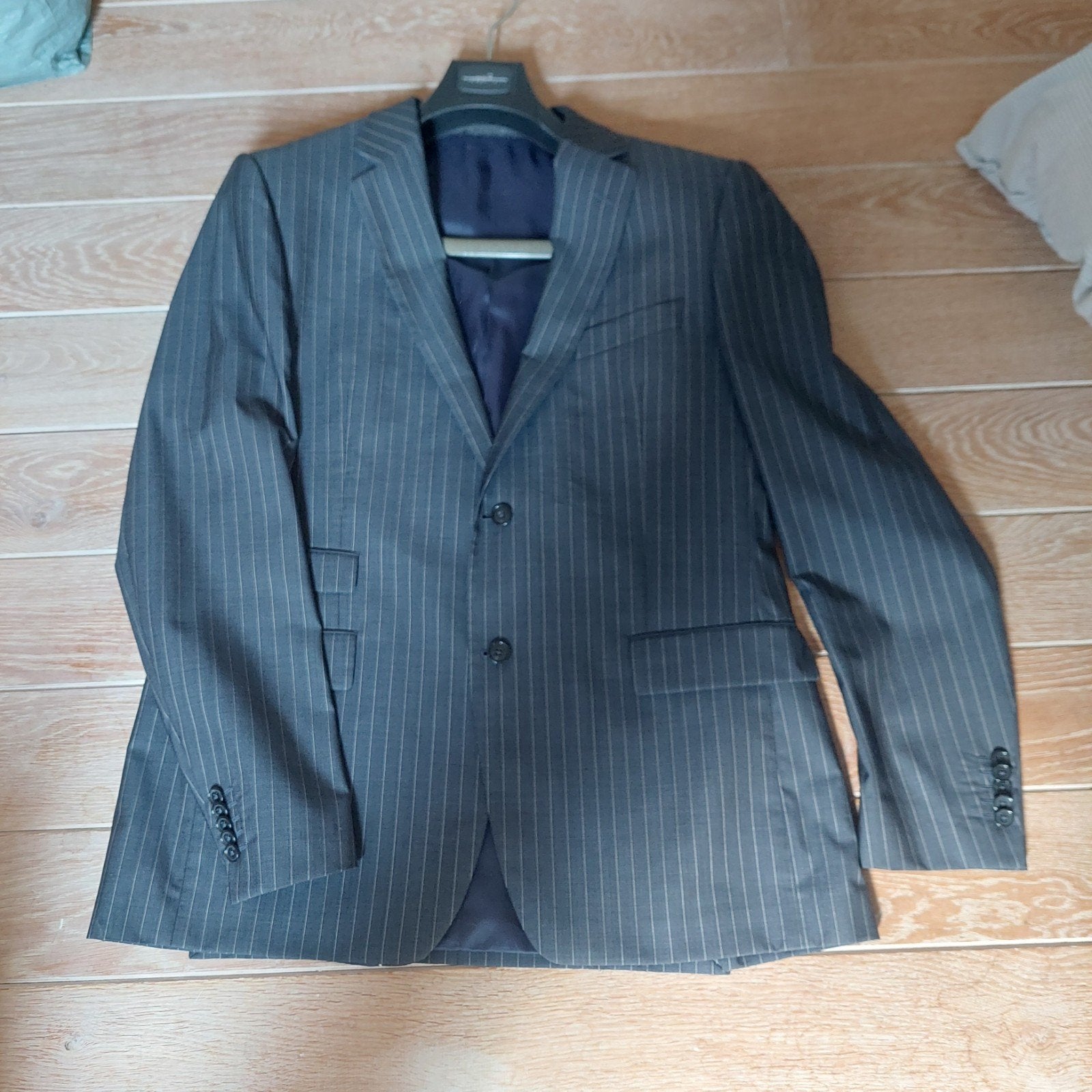 Gentiluomo Pak Maat 56 - Grijs met krijtstreep, Kleding | Heren, Kostuums en Colberts, Maat 56/58 (XL), Ophalen of Verzenden, Zo goed als nieuw