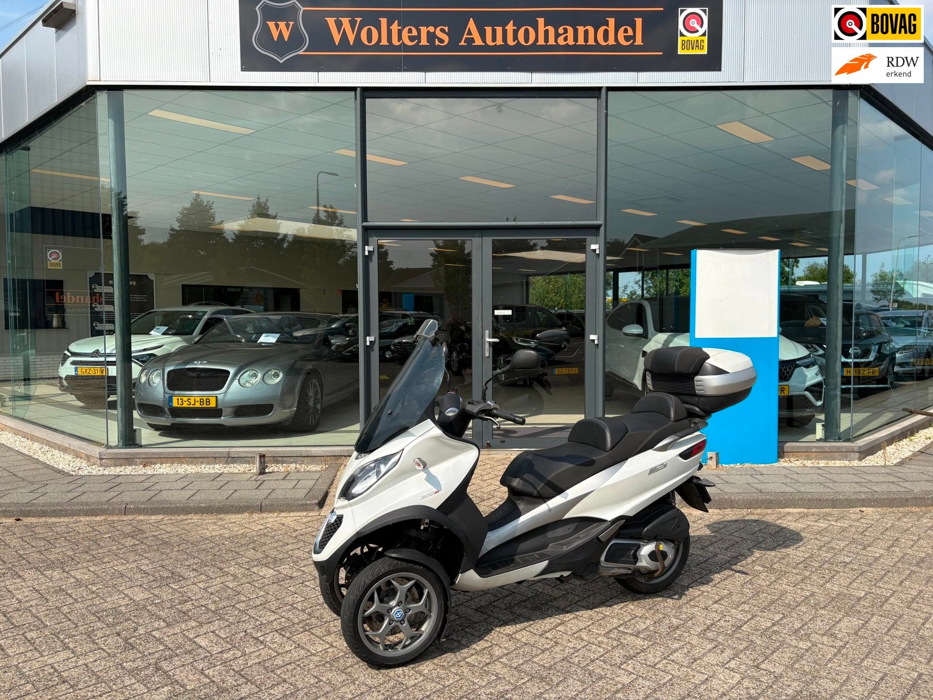 Piaggio Scooter 300 LT MP3 Yourban, Motoren, Scooter, Bedrijf, 278 cc, 12 t/m 35 kW