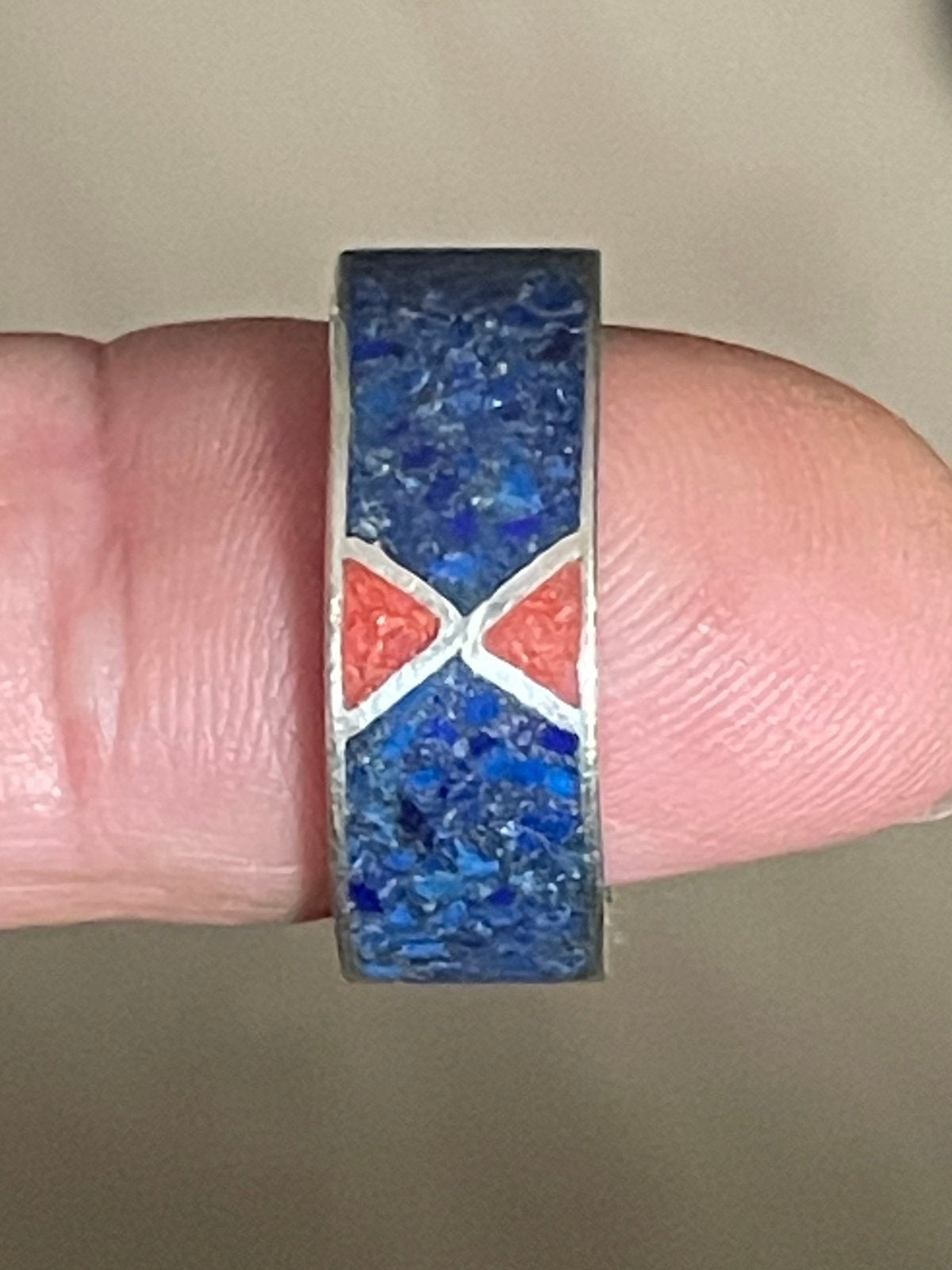 Zilveren vintage navajo ring ingelegd met lapis en koraal, Sieraden, Tassen en Uiterlijk, Gebruikt, Ophalen of Verzenden, 17 tot 18
