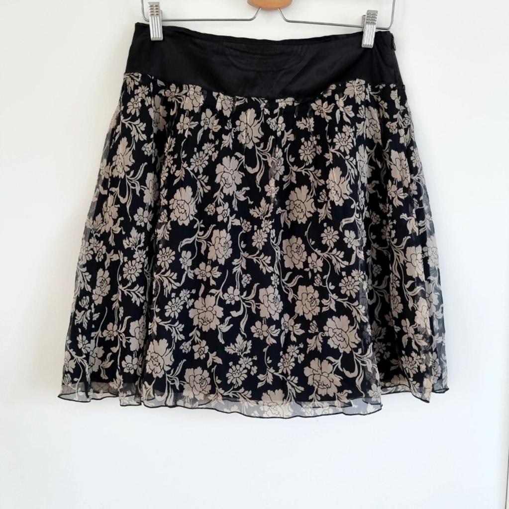 Vanilia Zwarte Zijden Rok met Bloemenprint - Maat 36, Vanilia, Zwart, Ophalen of Verzenden, Zo goed als nieuw