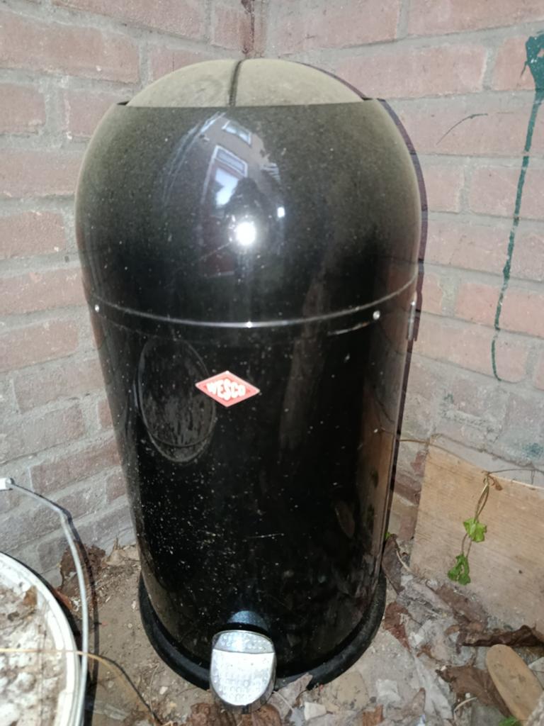 Wesco Pedaalemmer Zwart - Vintage stijl, Gebruikt, Met pedaal, Ophalen of Verzenden, 30 tot 40 liter