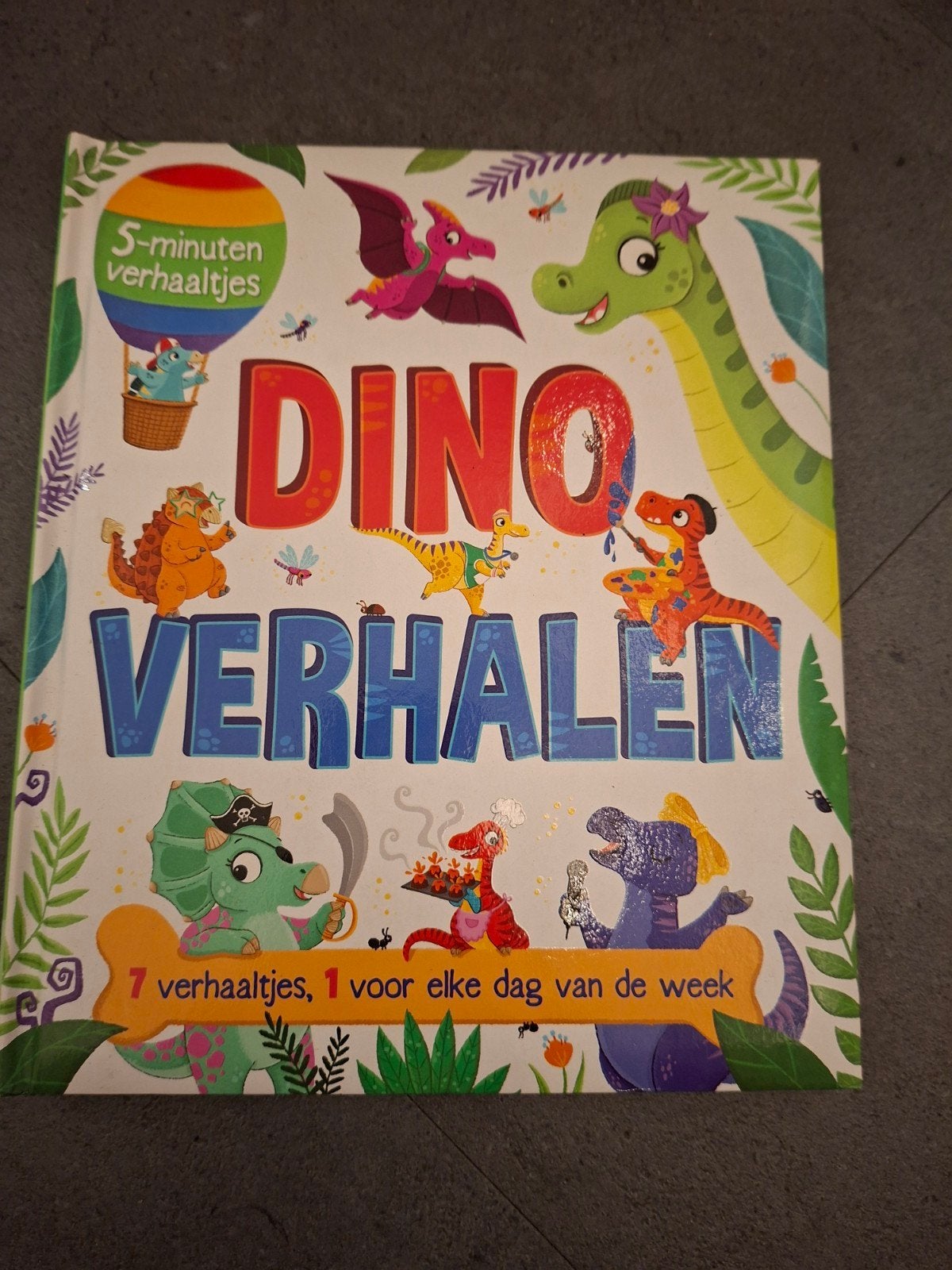 Dino Verhalen: 5 Minuten Verhaaltjes - 7 Verhaaltjes, Boeken, Kinderboeken | Baby's en Peuters, Ophalen of Verzenden, Zo goed als nieuw