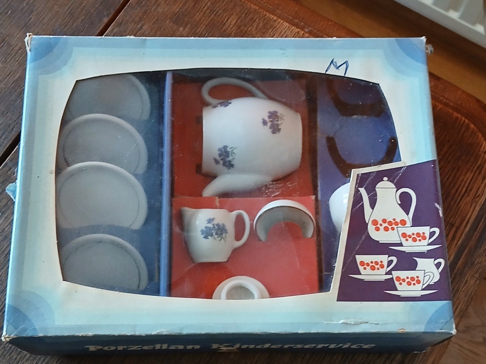 PORSELEINEN KINDERSERVIESJE MET TWEE KOPJES.., Kinderen en Baby's, Speelgoed | Speelkeukens, Ophalen of Verzenden, Gebruikt, Overige materialen