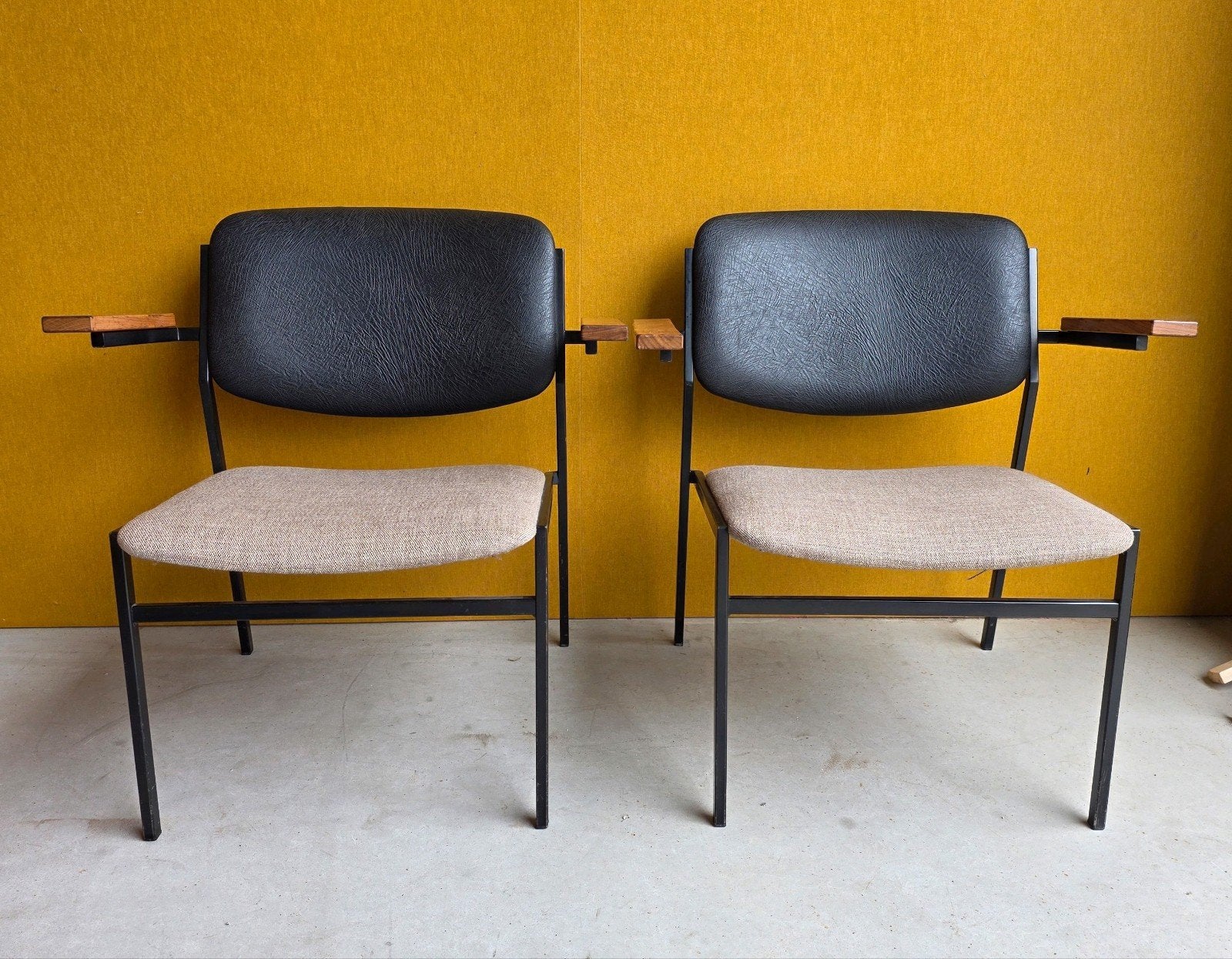 Vintage Dutch design Gijs van der Sluis stoelen, fauteuils, Huis en Inrichting, Fauteuils, Gebruikt, Vintage, 75 tot 100 cm, Ophalen of Verzenden