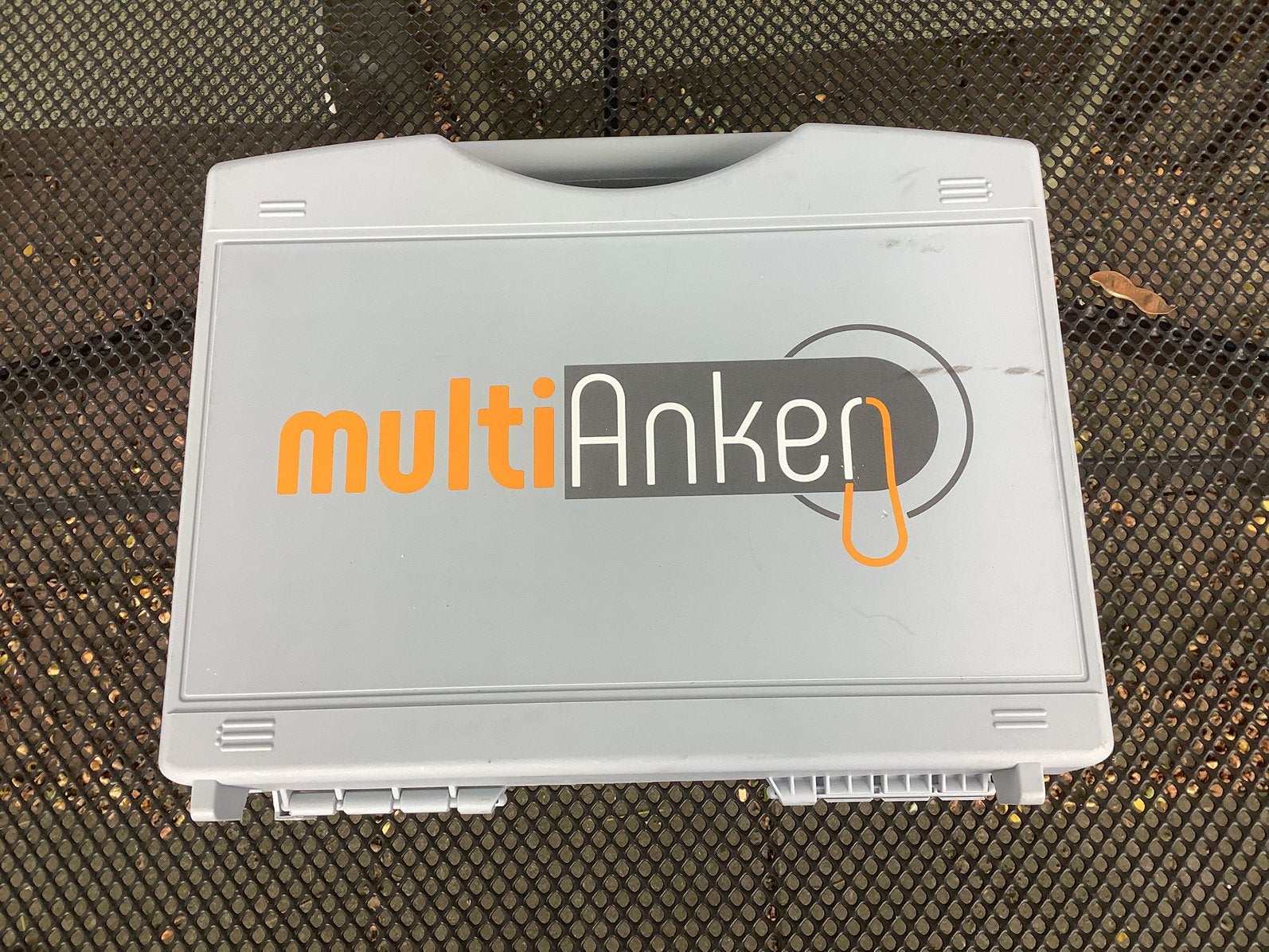 Multi anker, Ophalen of Verzenden, Zo goed als nieuw