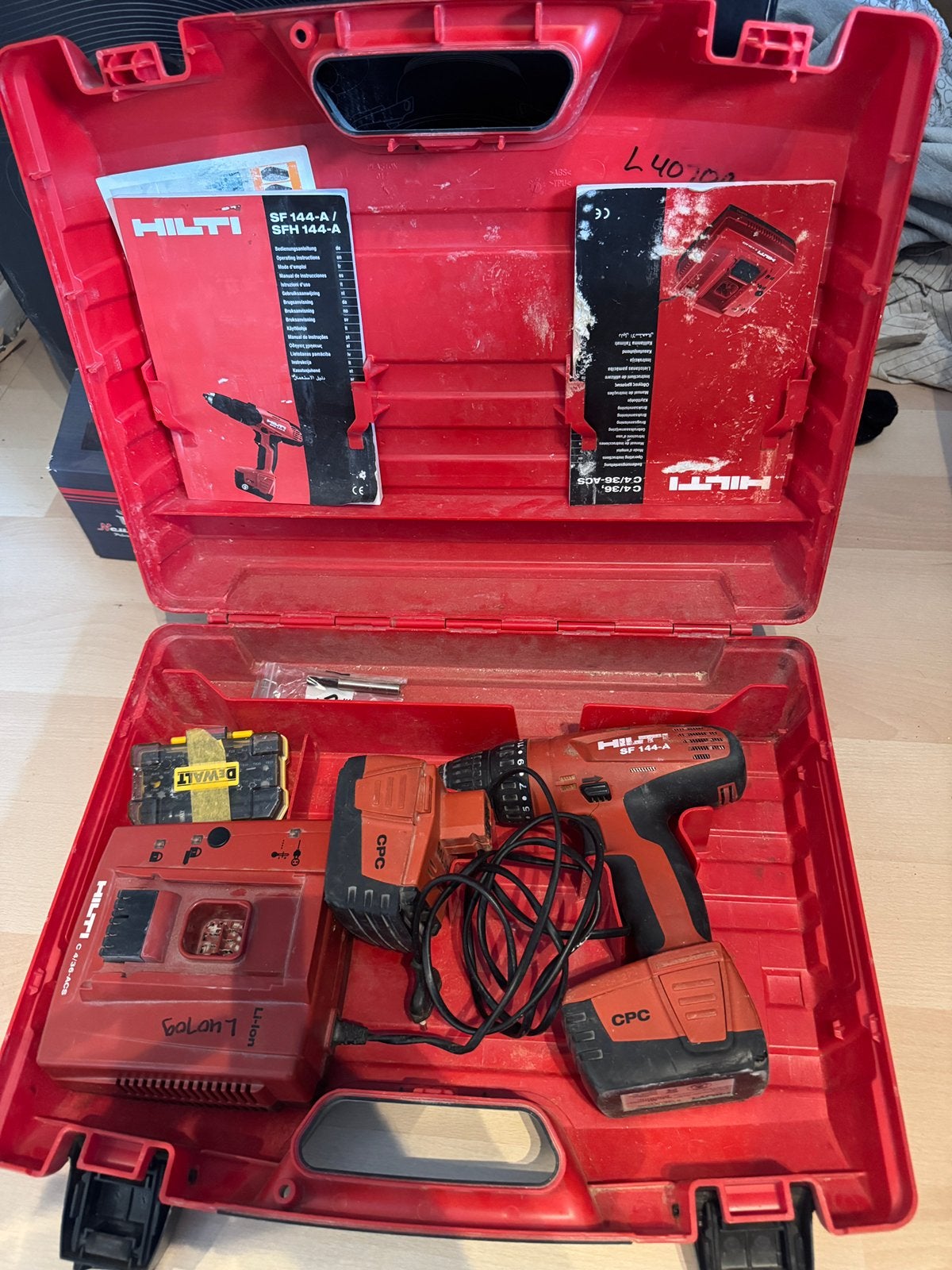 Hilti schroefmachine, Ophalen of Verzenden, Gebruikt, Boor- en Schroefmachine