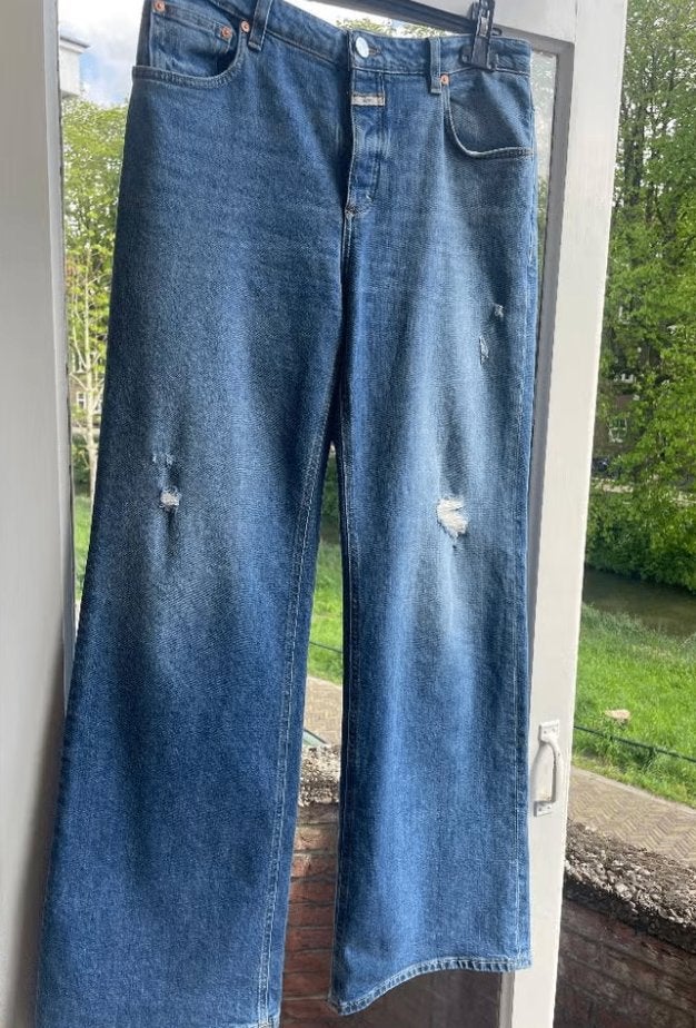 CLOSED lange iets flared jeans destroyed mt 29 organic, Closed, W28 - W29 (confectie 36), Gedragen, Verzenden