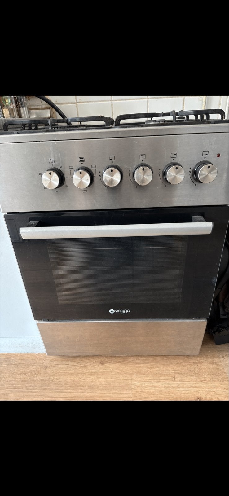 Wiggo gasfornuis met oven - Goed werkend, lichte gebruiksspo, Ophalen, Gebruikt, 60 cm of meer, 4 kookzones