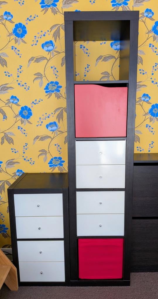 IKEA KALLAX wandkast compleet met inrichtigen, Huis en Inrichting, Ophalen, Zo goed als nieuw