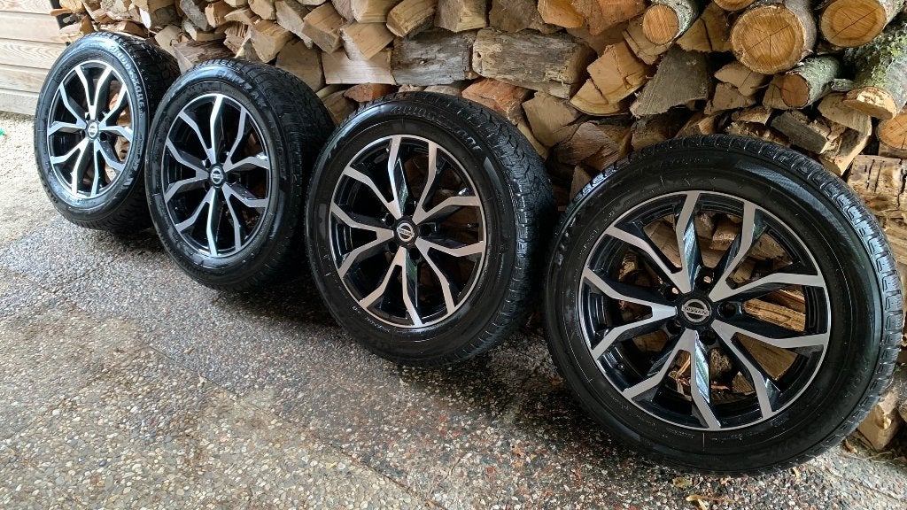 Nissan Qashqai 17 inch velgen / winterset z.g.a.n., Ophalen, Velg(en), 17 inch, Winterbanden
