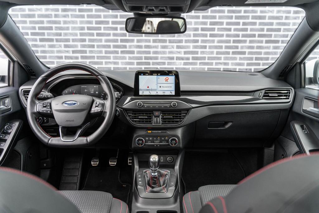 Ford Focus 1.0 EcoBoost 125 ST Line Business | Panoramadak |, Auto's, Ford, Gebruikt, Adaptive Cruise Control, Wit, Origineel Nederlands