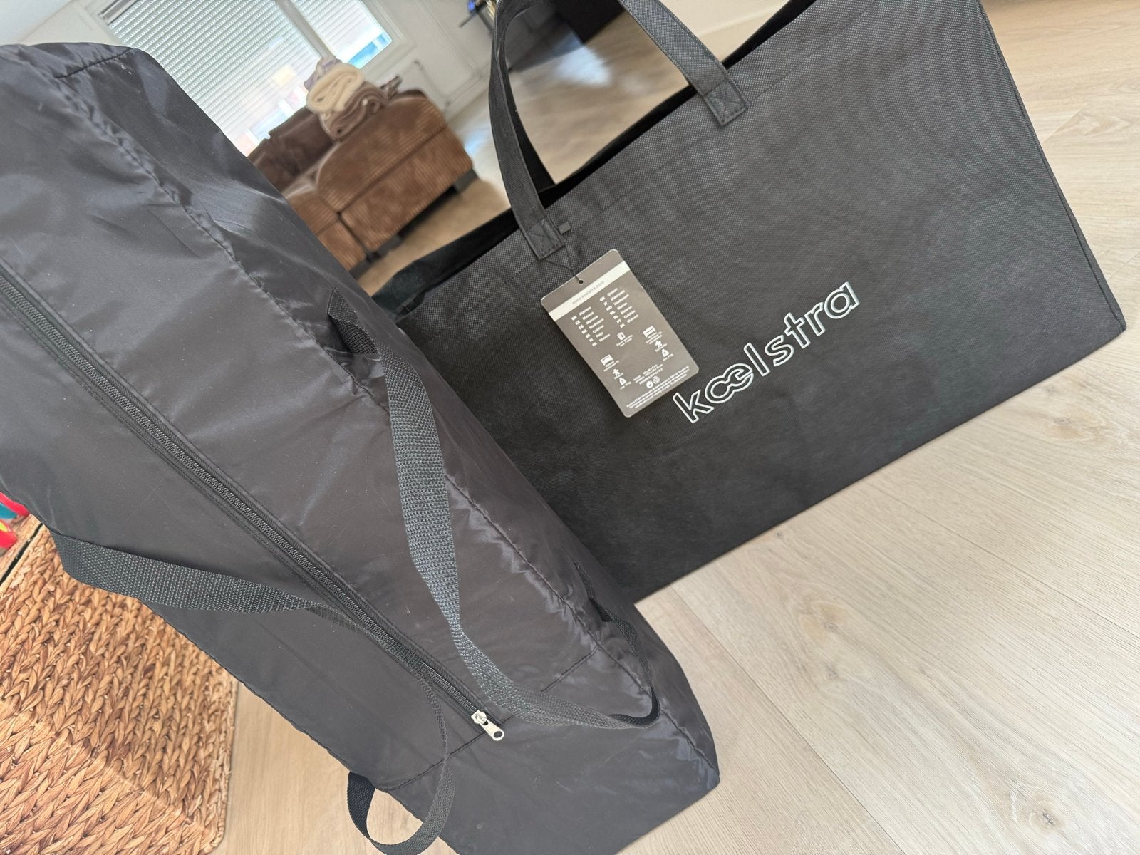Reisbedje Zwart met extra matras - Zo goed als nieuw, Ophalen, Zo goed als nieuw, Reisbedje