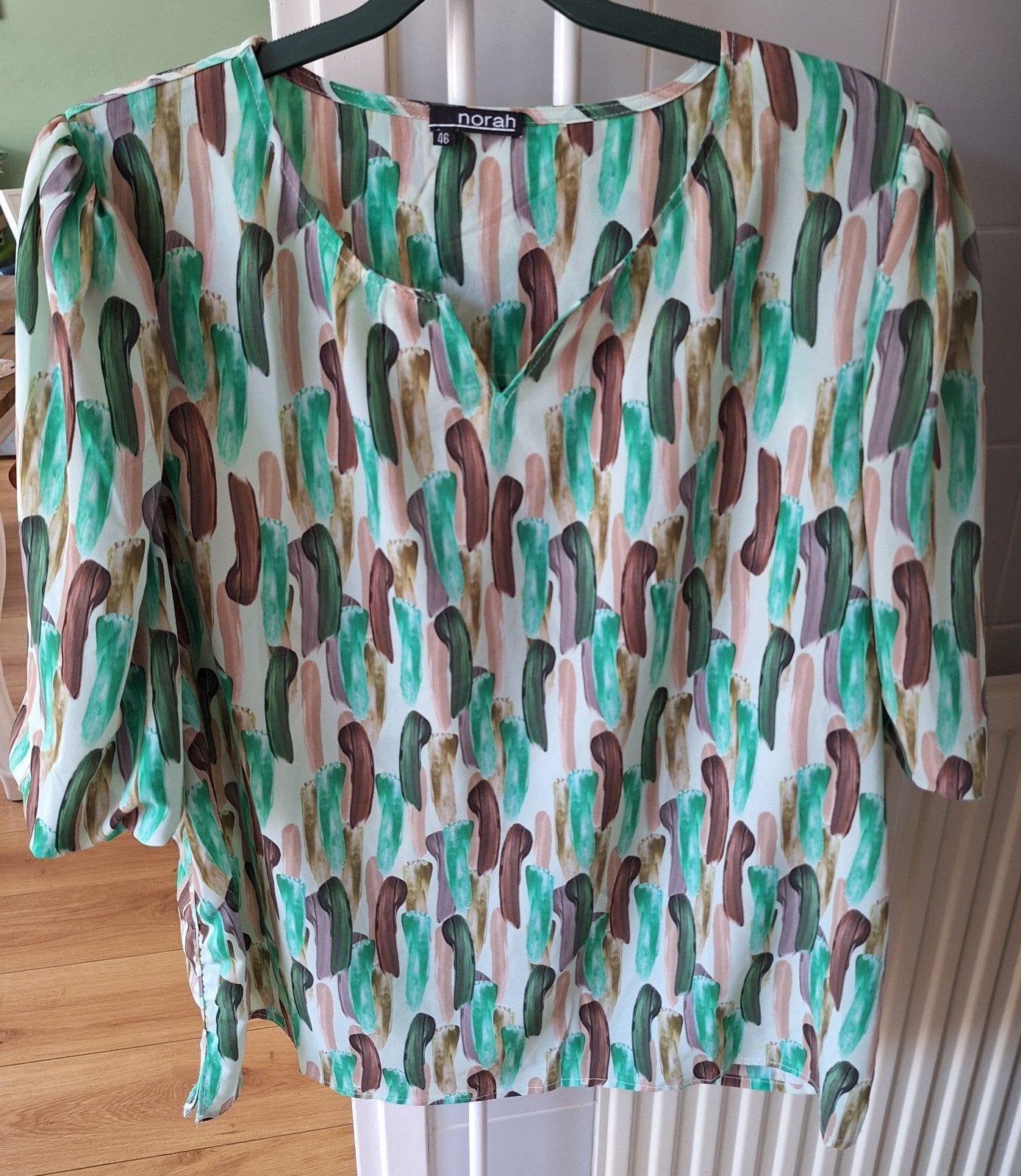 Top van Norah maat 46 met korte mouwen, Kleding | Dames, Blouses en Tunieken, Zo goed als nieuw, Maat 46/48 (XL) of groter, Meerkleurig