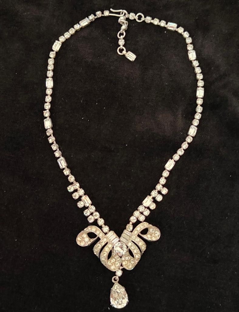 Vintage Strass Ketting met Hanger - Zilverkleurig, Overige materialen, Ophalen of Verzenden, Zo goed als nieuw, Verstelbaar