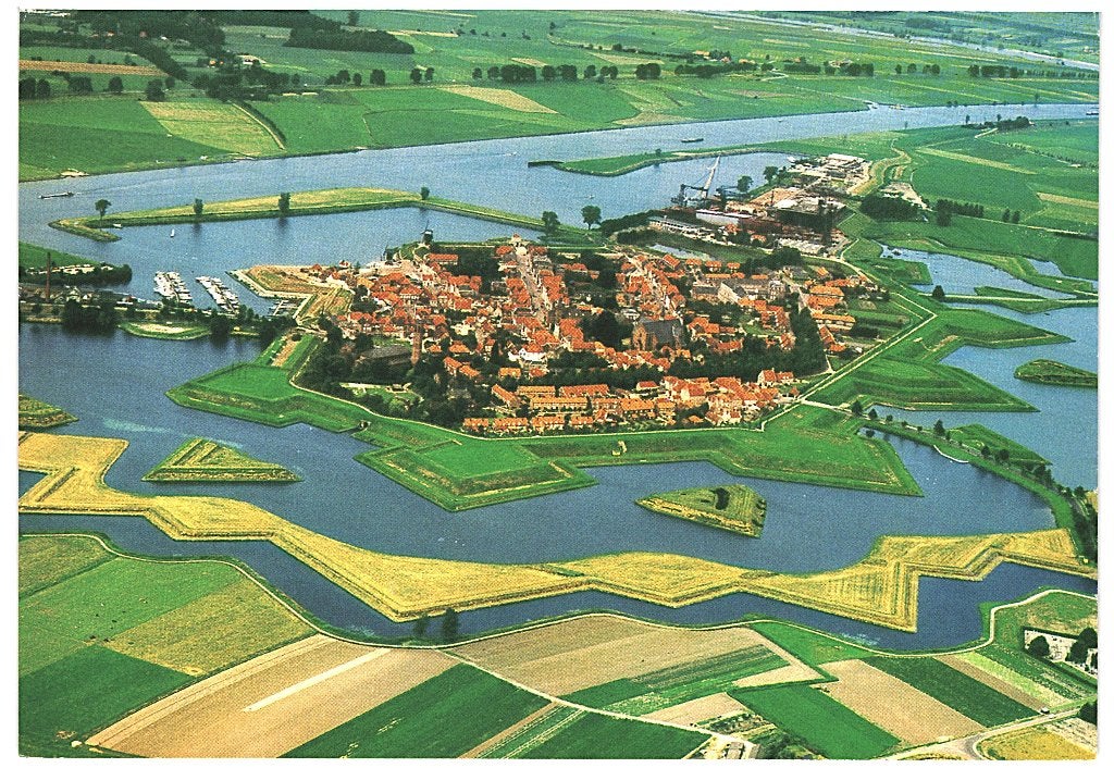805030	Heusden	Vestingstad N Br	_  zegel	 Olympisch vuur, Verzamelen, Ophalen of Verzenden, 1980 tot heden, Gelopen, Noord-Brabant