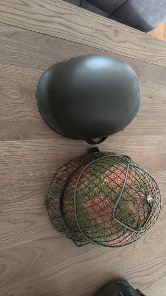 Originele Nederlandse M53 Legerhelm (1969) | Complete Set, Verzamelen, Militaria | Algemeen, Ophalen of Verzenden, Landmacht, Nederland