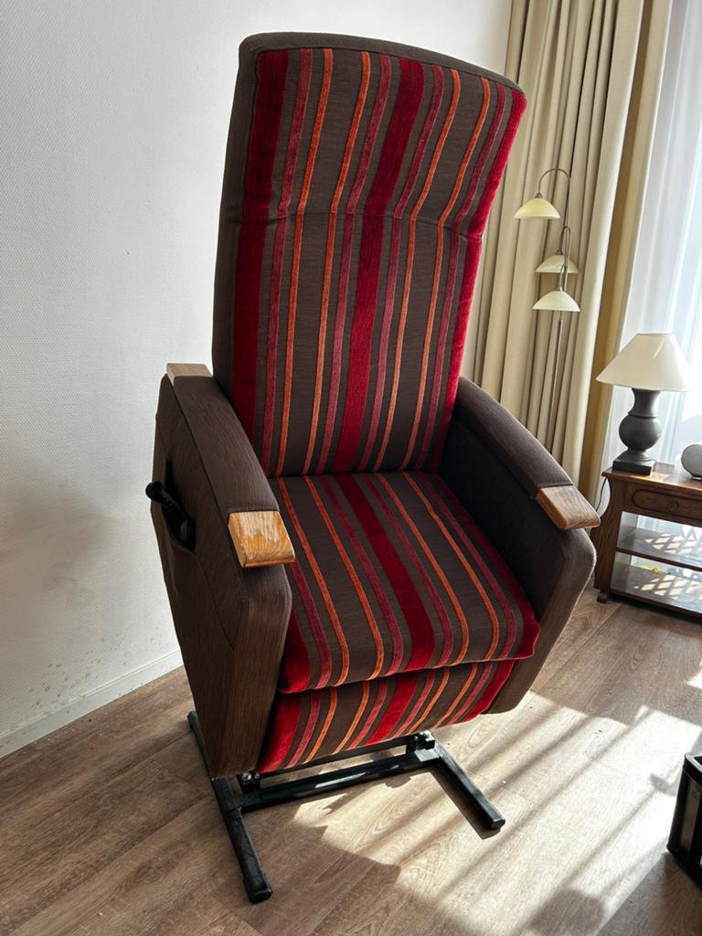 elektrische relaxfauteuil met sta-op functie - NOCHRIS 2.0, Huis en Inrichting, Fauteuils, Ophalen of Verzenden, 75 tot 100 cm