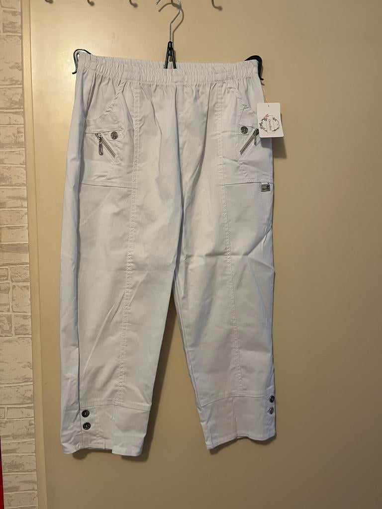 Cherry Berry Bermuda maat 4, Wit, Maat 42/44 (L), Nieuw, Ophalen of Verzenden