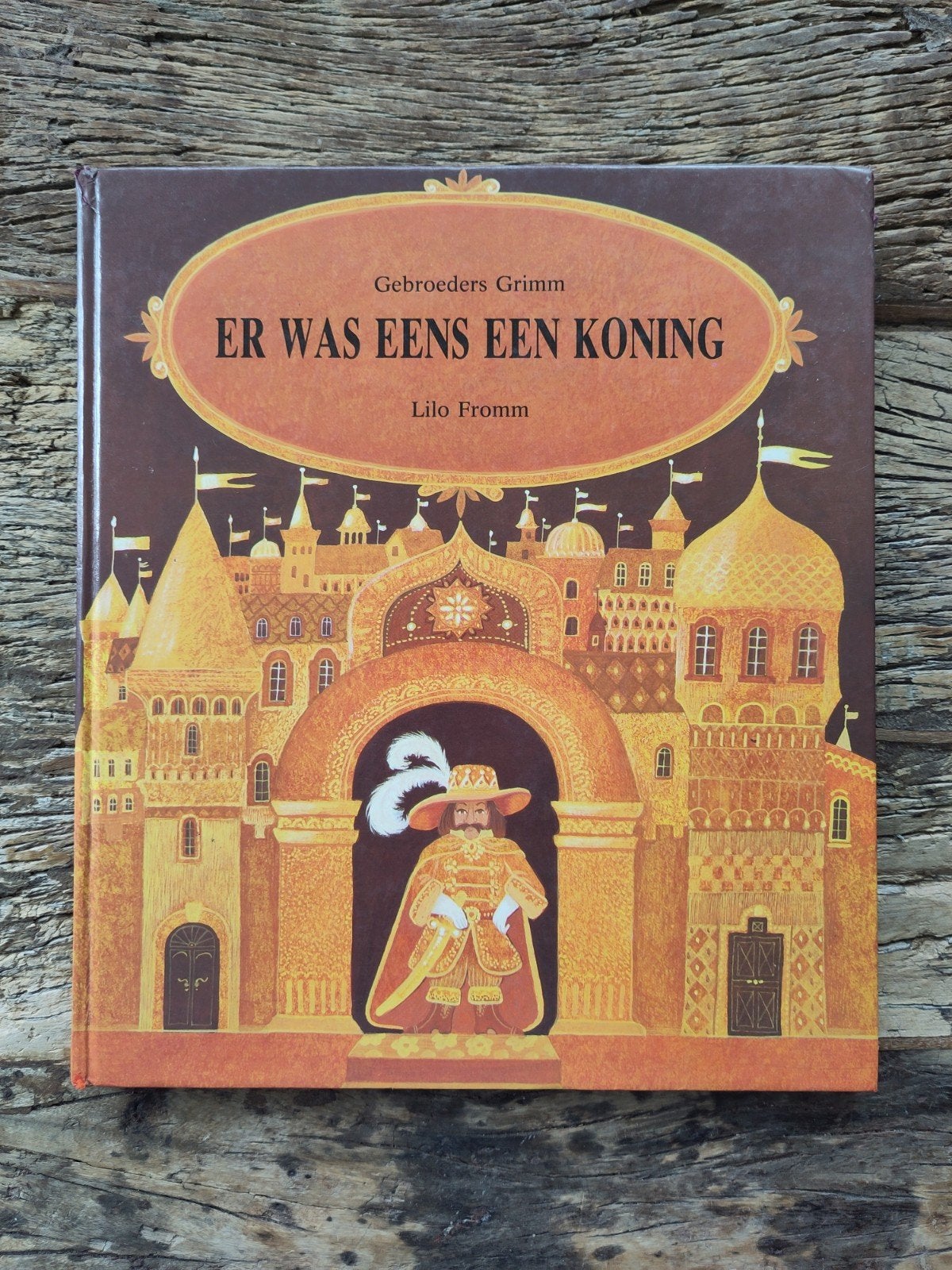 Boek Gebroeders Grimm - Er was eens een koning, Boeken, Ophalen of Verzenden, Zo goed als nieuw