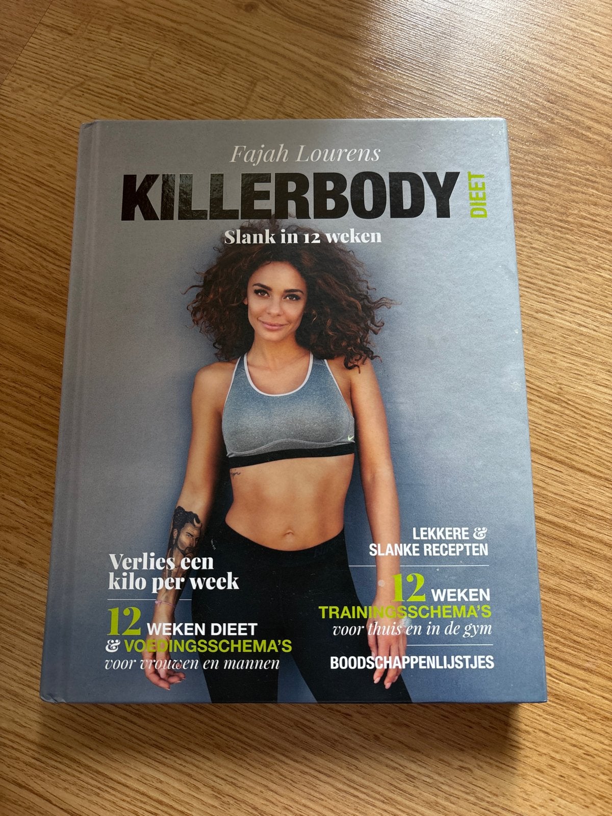 Killerbody Dieet - Slank in 12 weken - Fajah Lourens, Ophalen of Verzenden, Zo goed als nieuw, Dieet en Voeding