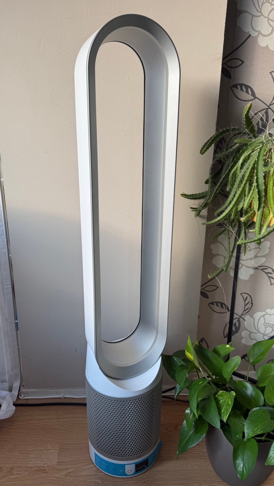 Dyson Pure Cool Tower  Luchtreiniger & Ventilator Wit/Zilver, Ophalen of Verzenden, Zo goed als nieuw, Torenventilator