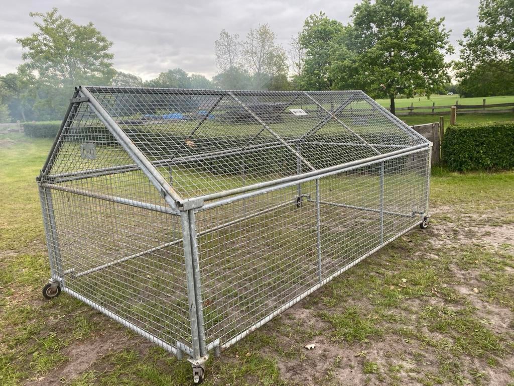 Robuuste buitenren opfokren 420x215x195 hoog.kippenren, Dieren en Toebehoren, Ophalen, Zo goed als nieuw, Kippenhok of Kippenren