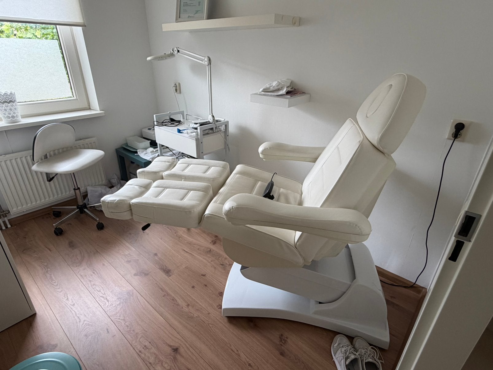 Behandelstoel, Huis en Inrichting, Stoelen, Ophalen, Zo goed als nieuw, Eén