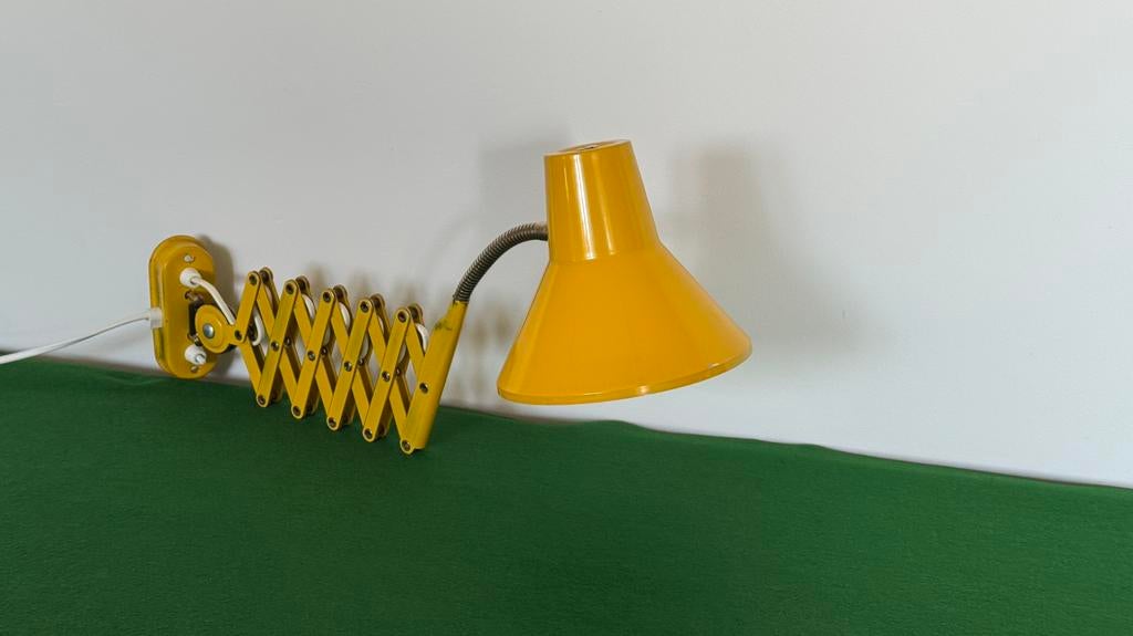 Vintage schaarlamp wandlamp harmonicalamp Hala, Huis en Inrichting, Lampen | Wandlampen, Ophalen of Verzenden, Gebruikt, Metaal