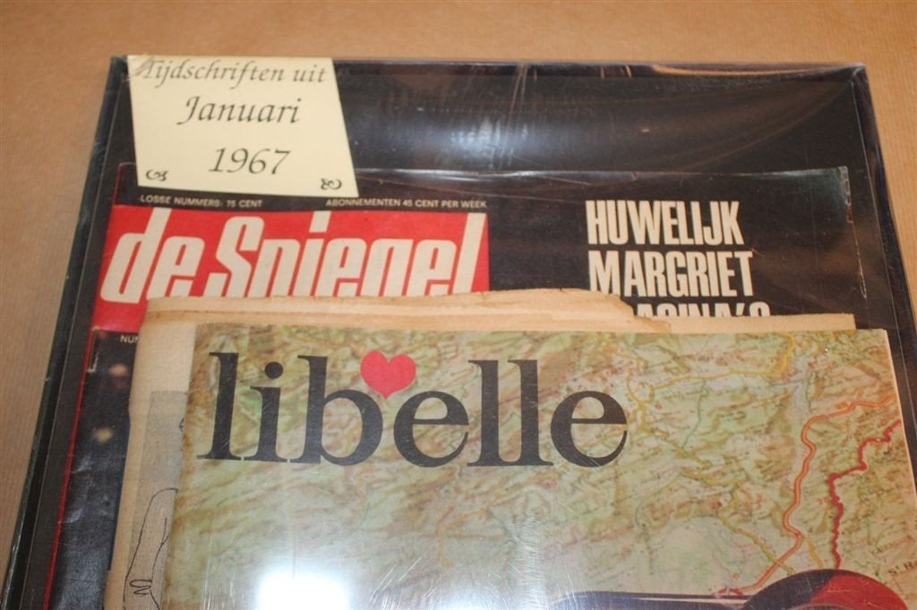 Geschenktip 1967 — Originele Tijdschriften uit Geboortejaar, Boeken, Ophalen of Verzenden, Gelezen