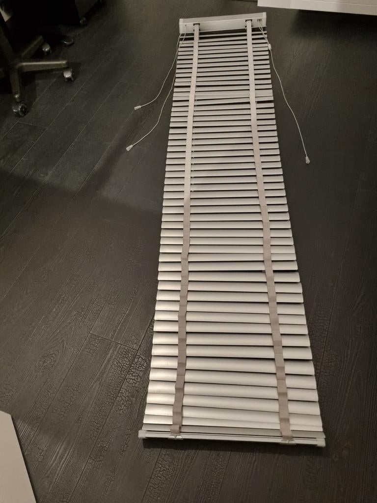 Aluminium Luxaflex 51 br x 232 h, Ophalen of Verzenden, Zo goed als nieuw, Grijs