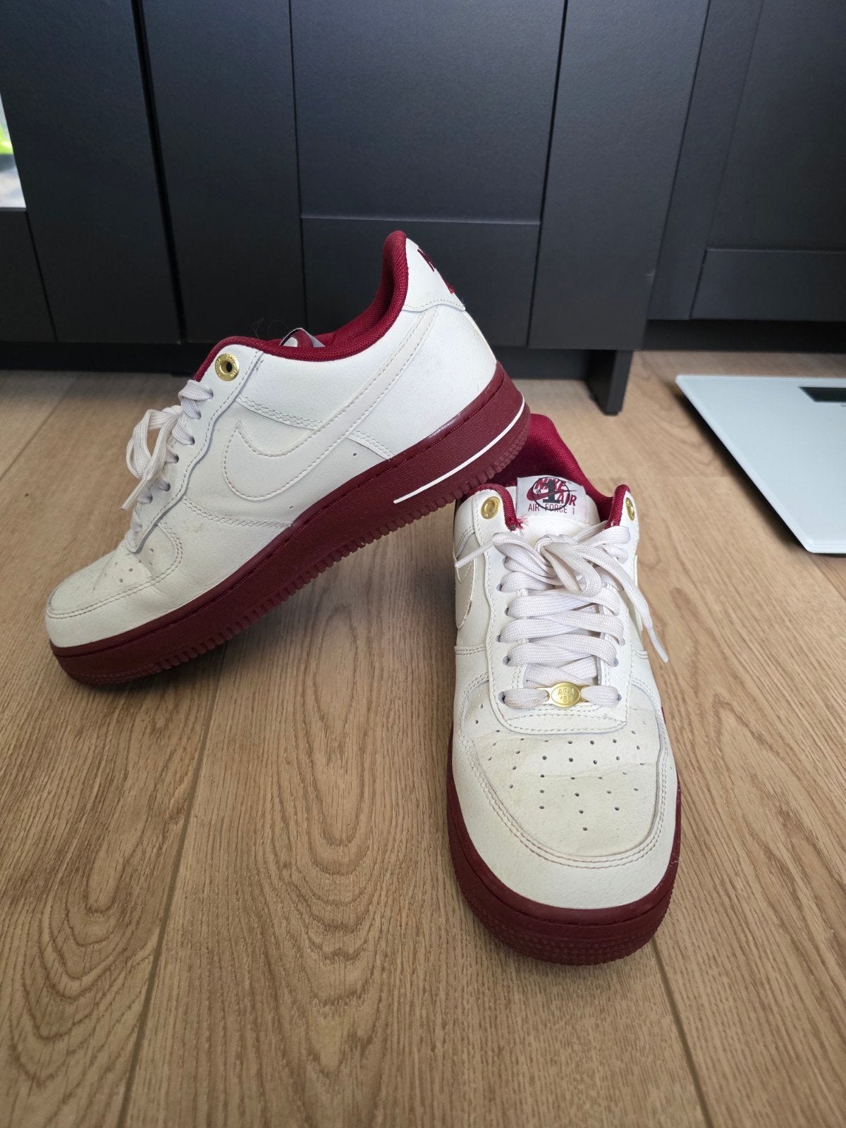 Nike Air Force 1 '07 SE "Team Red" - Maat 41, Ophalen, Wit, Nike, Sneakers of Gympen