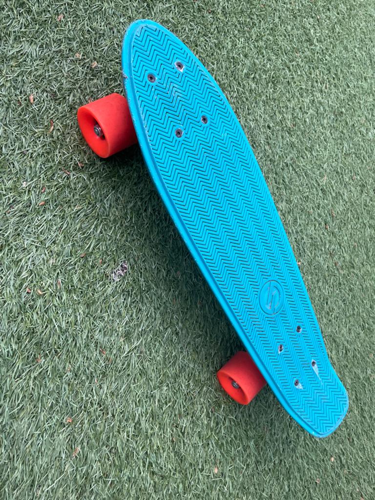 Oxelo Yamba Skateboard - Blauw met Oranje Wielen, Ophalen of Verzenden, Gebruikt, Skateboard