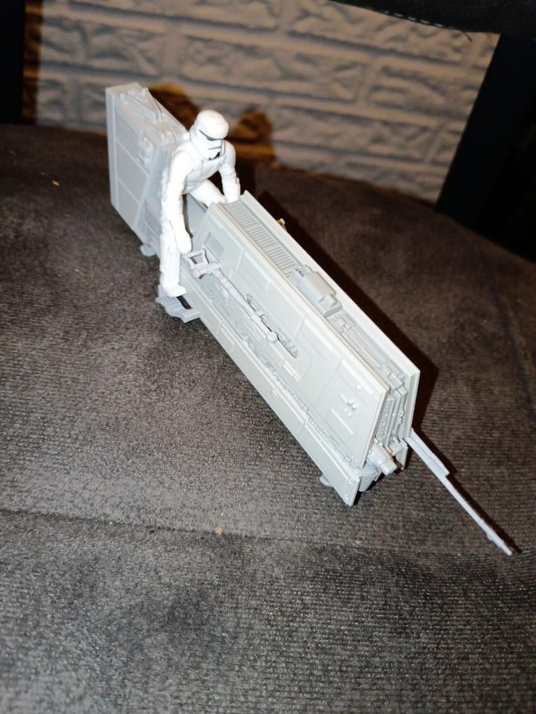 Star Wars Speeder met Stormtrooper - Maakt 2 geluiden, Ophalen of Verzenden, Zo goed als nieuw