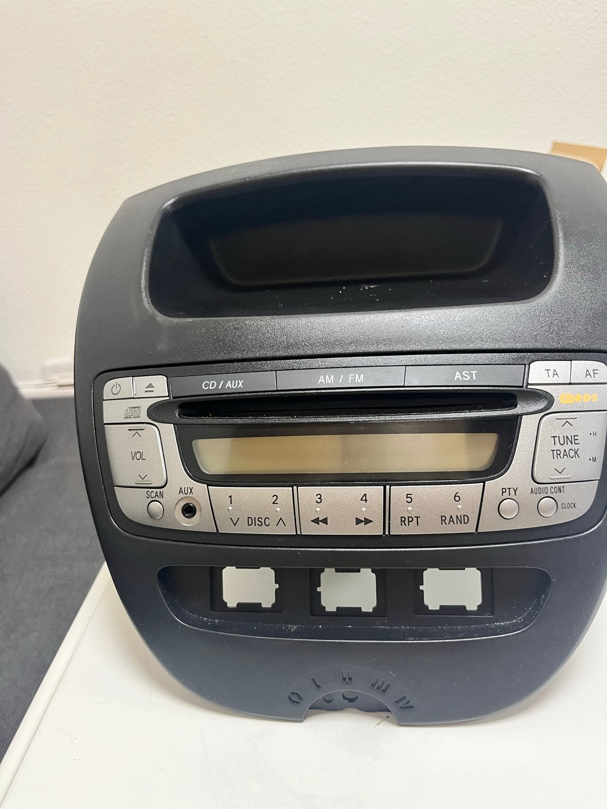 Toyota Aygo/Citroën C1/Peugeot 107 Radio CD Speler, Auto diversen, Autoradio's, Ophalen of Verzenden, Gebruikt
