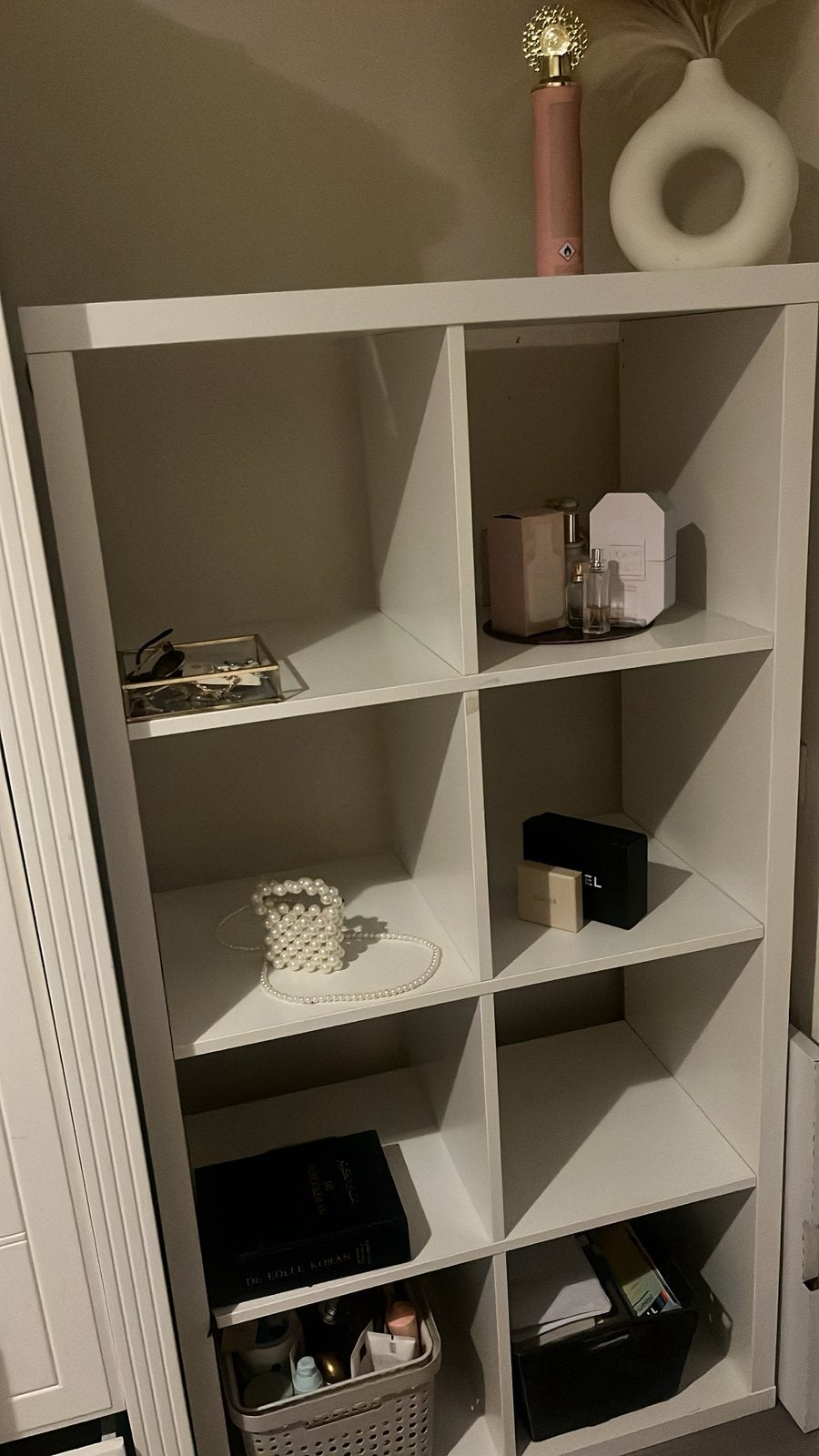 Witte ikea vakkenkast, Ophalen